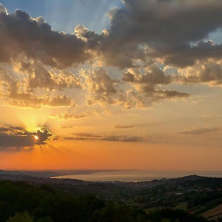 Villa De Ruschi Montacuto Exteriér fotografie